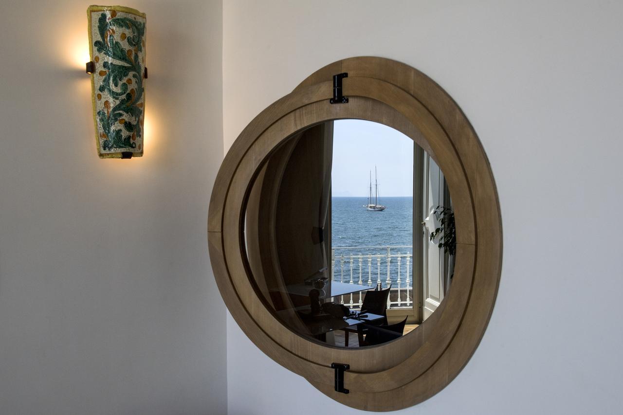 Mareluna Suite De Charme Neapel Exterior foto